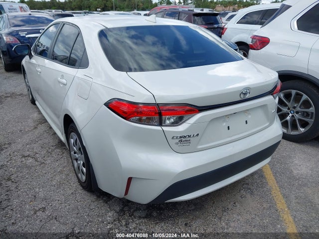 Toyota COROLLA LE 2021 5YFEPMAE5MP163578 Image 3