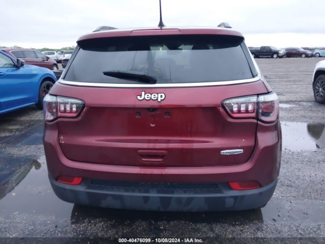 3C4NJCBB8NT113031 Jeep Compass Latitude Fwd