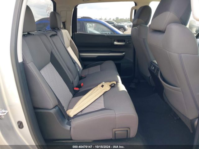 5TFDY5F11FX436038 Toyota Tundra Sr5 5.7l V8