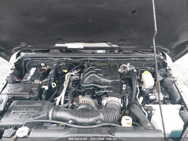 1C4BJWEG9HL507567 Jeep Wrangler Unlimited Sahara 4x4