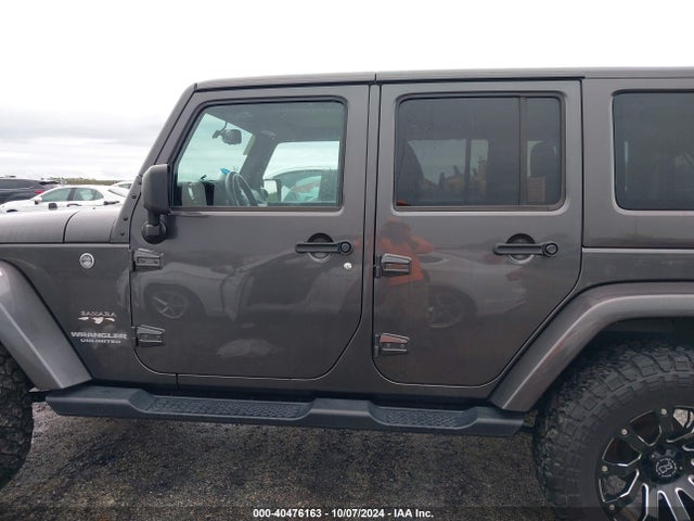 1C4BJWEG9HL507567 Jeep Wrangler Unlimited Sahara 4x4
