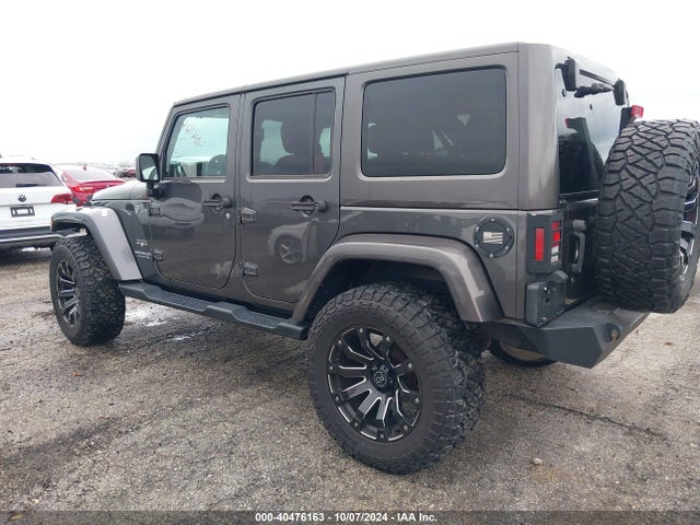 1C4BJWEG9HL507567 Jeep Wrangler Unlimited Sahara 4x4