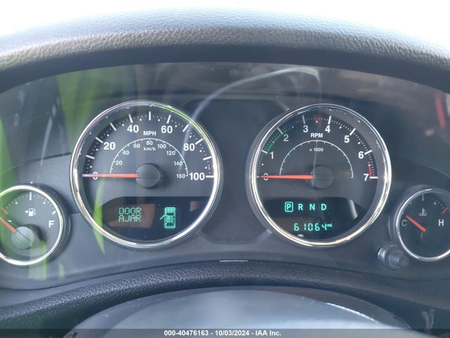 1C4BJWEG9HL507567 Jeep Wrangler Unlimited Sahara 4x4