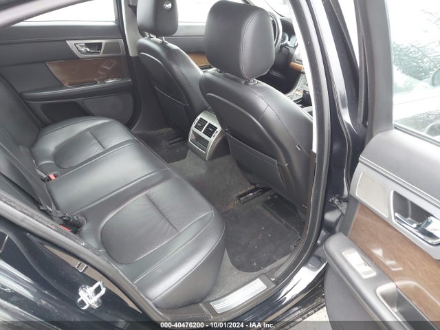 2010 JAGUAR XF SAJWA0HE0AMR62303 Photo 7
