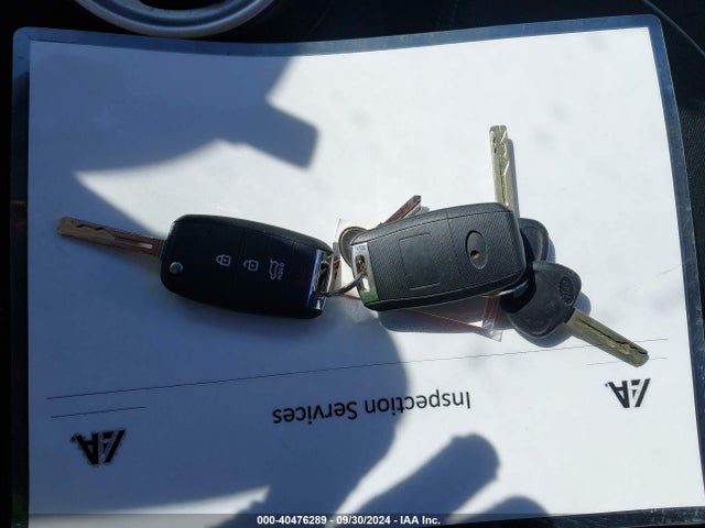KIA SOUL + 2018 KNDJP3A50J7507727 Image 11