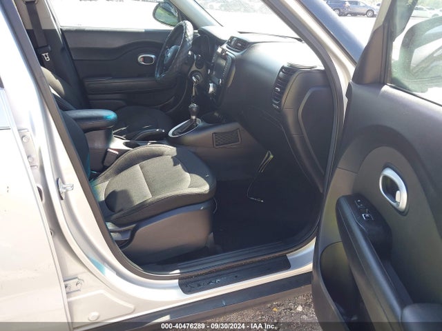 KIA SOUL + 2018 KNDJP3A50J7507727 Image 5