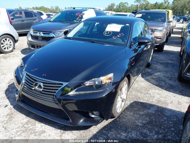 Lexus IS 250 2014 JTHBF1D22E5033650 Image 2