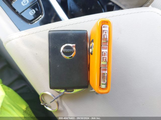 YV4L12DM0P1289501 Volvo Xc60 B5 Ultimate Dark Theme