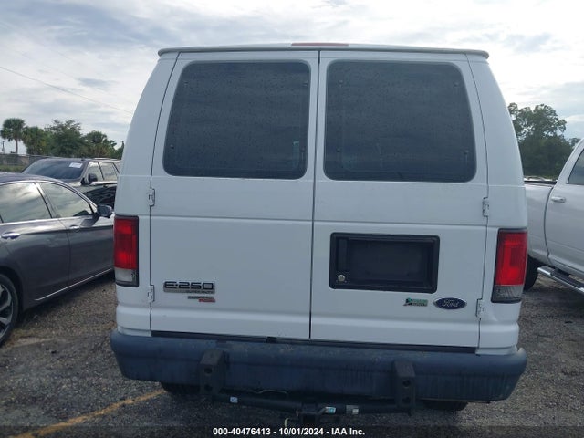 Ford E-250 Commercial 2014 1FTNE2EW0EDA10172 Image 16