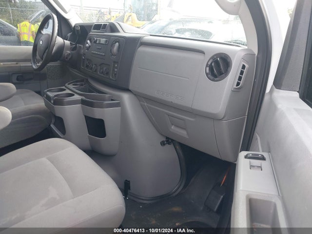 Ford E-250 Commercial 2014 1FTNE2EW0EDA10172 Image 5