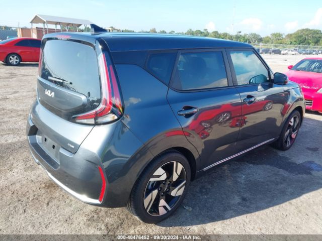 KNDJ53AU7R7906689 KIA Soul Gt-line