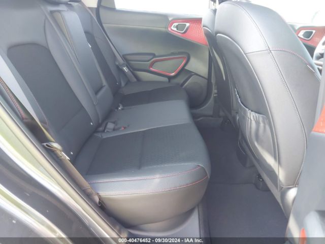 KNDJ53AU7R7906689 KIA Soul Gt-line