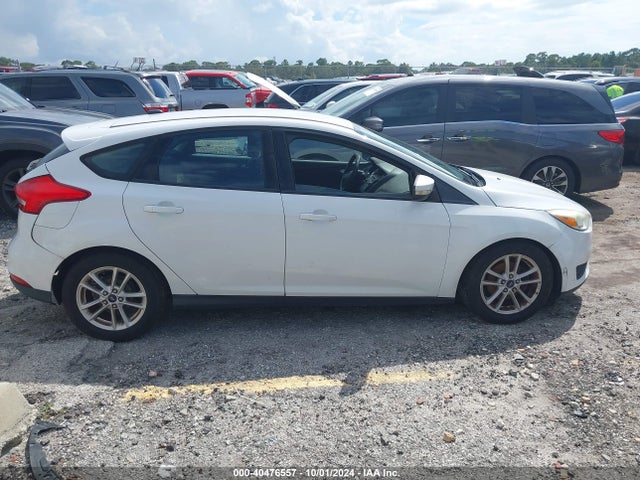 Ford FOCUS SE 2015 1FADP3K21FL249319 Image 13