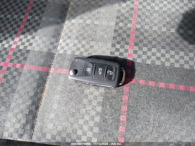 3VWF17ATXHM606694 Volkswagen Beetle #pinkbeetle/1.8t Classic/1.8t S