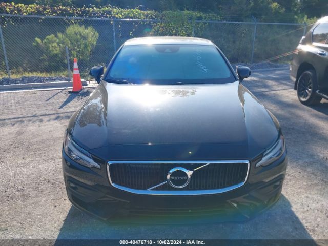 7JR102FK5MG095341 Volvo S60 T5 Momentum