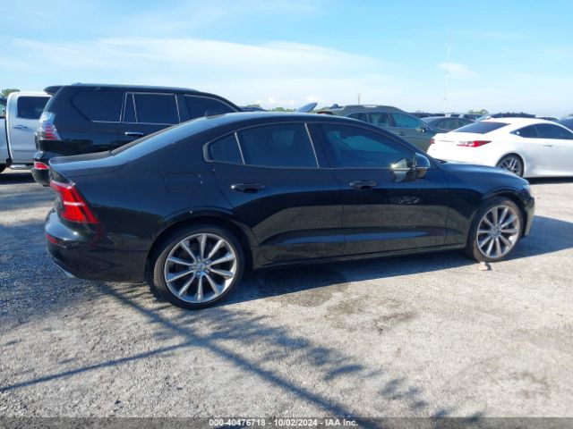 7JR102FK5MG095341 Volvo S60 T5 Momentum