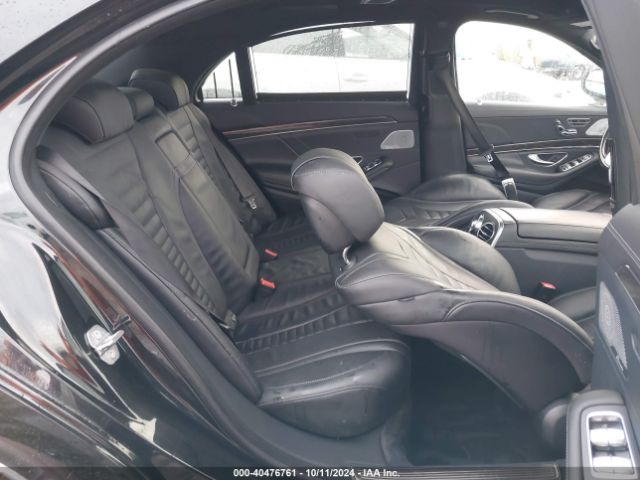 WDDUG8DB1JA415627 Mercedes-Benz S 560