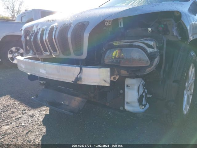 1C4PJMCB0HW520935 Jeep Cherokee Latitude 4x4
