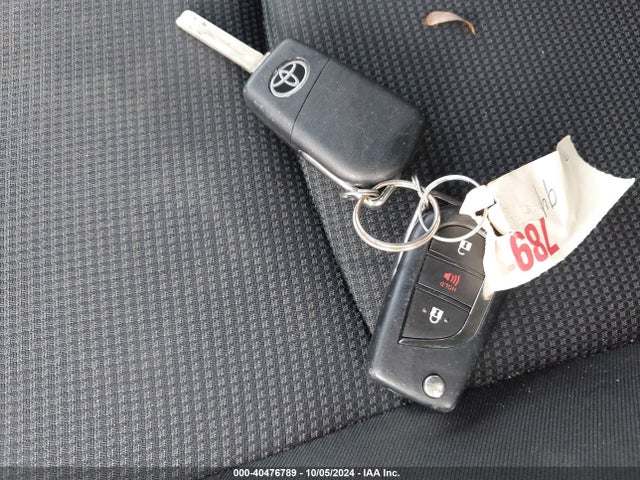Toyota RAV4 LE 2021 2T3H1RFV4MC115839 Image 11