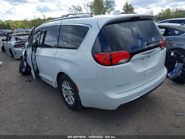 Chrysler Pacifica Touring L 2020 2C4RC1BG3LR275533 Image 3