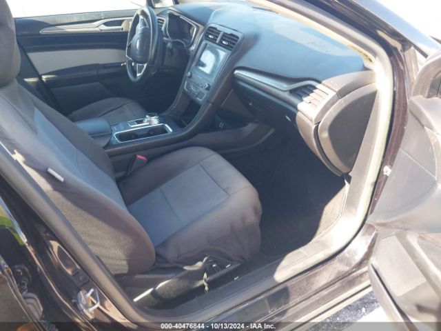 3FA6P0HD3KR193847 Ford FUSION SE