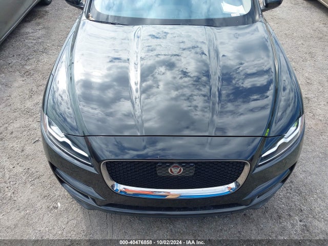 SADCN2GX4KA600020 Jaguar F-pace 30t Portfolio