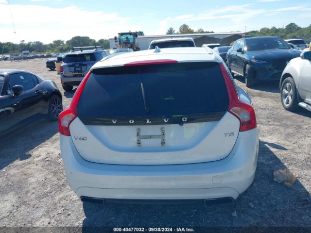 YV140MEC1F1201589 Volvo V60 T5 Premier Plus