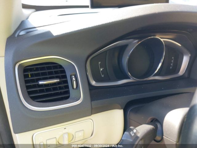 YV140MEC1F1201589 Volvo V60 T5 Premier Plus