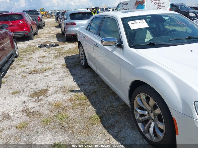 2C3CCAET0FH760502 Chrysler 300C