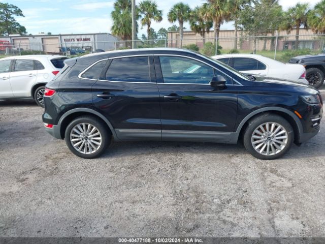 5LMCJ1D9XKUL12890 Lincoln Mkc Standard