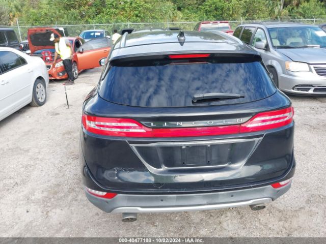 5LMCJ1D9XKUL12890 Lincoln Mkc Standard