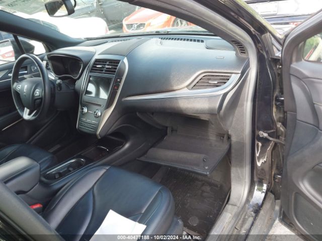 5LMCJ1D9XKUL12890 Lincoln Mkc Standard