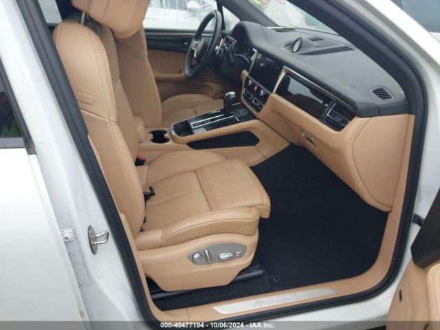WP1AG2A52PLB38698 Porsche MACAN S