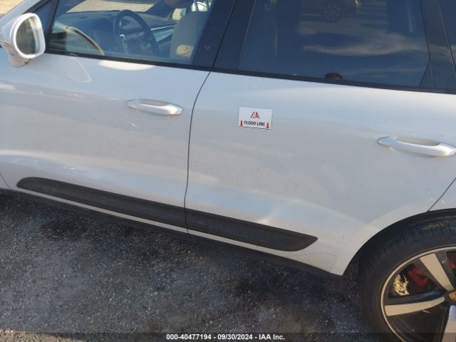 WP1AG2A52PLB38698 Porsche MACAN S