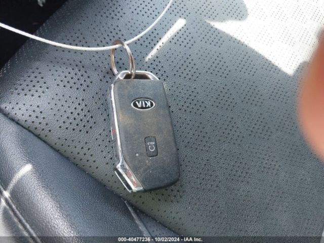 KNDERCAA1M7104773 KIA SELTOS EX