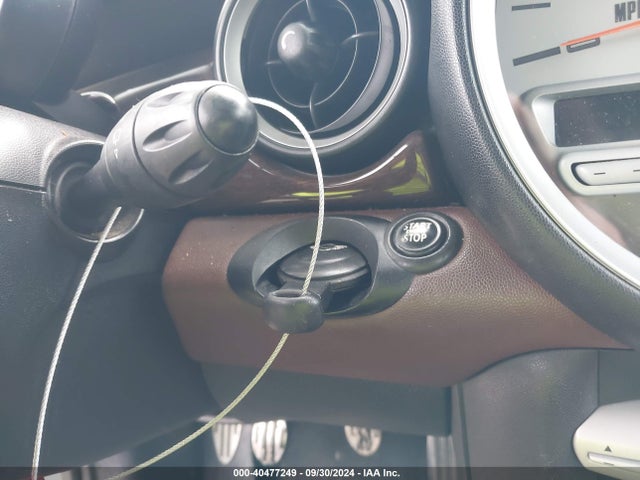 2010 MINI COOPER S WMWMS3C5XATY51546 Photo 10