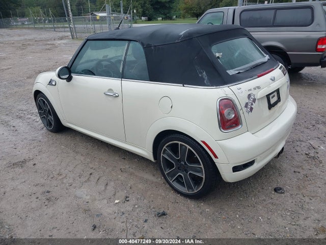 2010 MINI COOPER S WMWMS3C5XATY51546 Photo 2