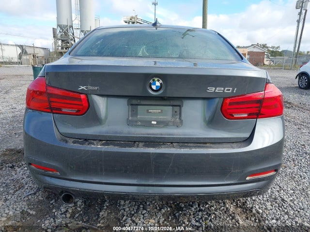WBA8A3C54JA491383 BMW 320i Xdrive