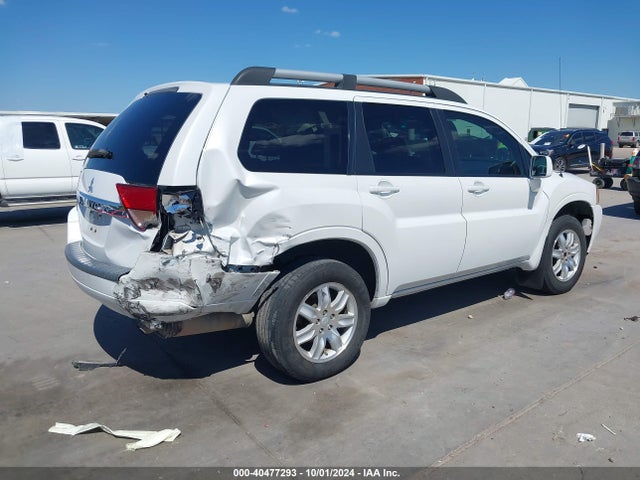 2011 MITSUBISHI ENDEAVOR 4A4JM2ASXBE037091 Photo 3