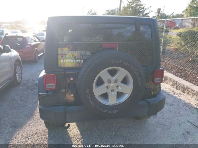 1C4BJWDG8HL694169 Jeep Wrangler Unlimited Sport