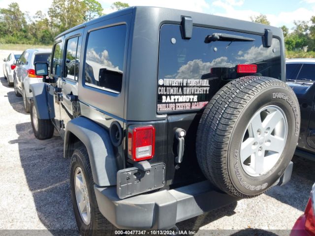 1C4BJWDG8HL694169 Jeep Wrangler Unlimited Sport