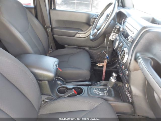 1C4BJWDG8HL694169 Jeep Wrangler Unlimited Sport