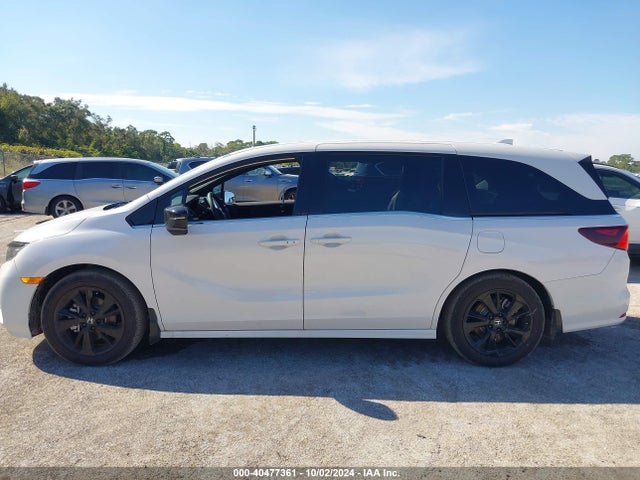 Honda Odyssey Sport 2024 5FNRL6H75RB068568 Image 14