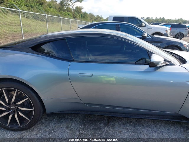 SCFRMFAV9HGL00763 Aston Martin Ae31