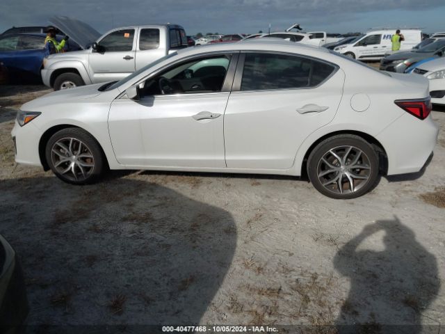 19UDE2F7XKA009578 Acura Ilx Premium Package/technology Package
