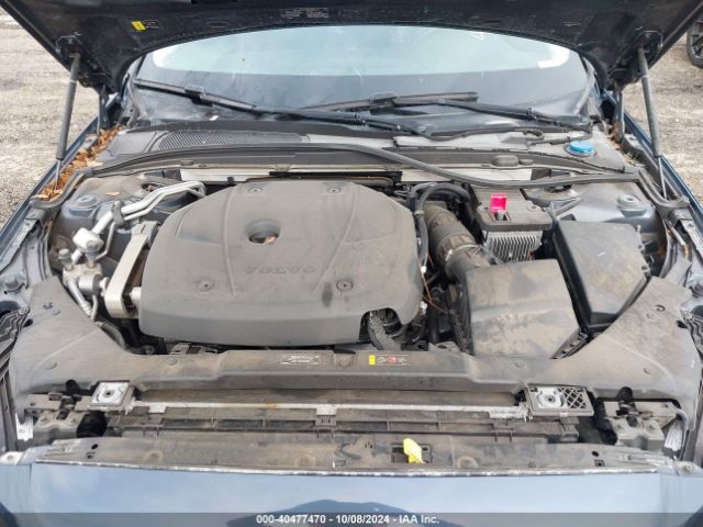 7JRA22TK5LG035167 Volvo S60 T6 Momentum
