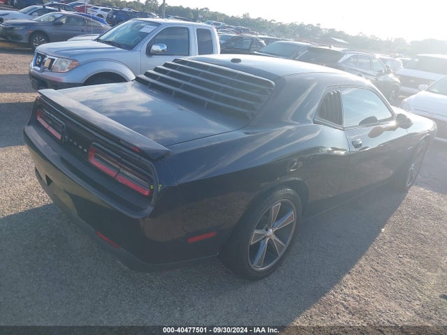2C3CDZATXFH811330 Dodge Challenger R/t