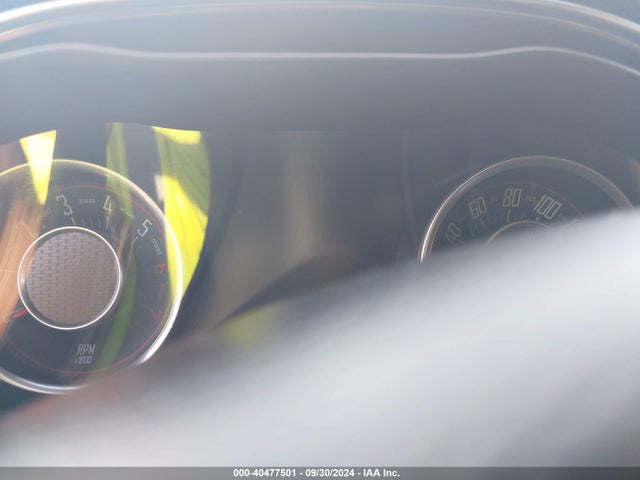2C3CDZATXFH811330 Dodge Challenger R/t