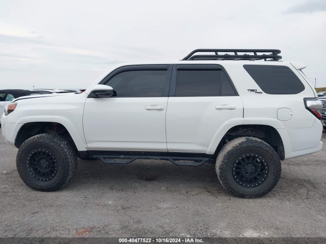 Toyota 4RUNNER SR5 2016 JTEBU5JR8G5282629 Image 14