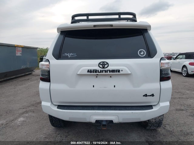 Toyota 4RUNNER SR5 2016 JTEBU5JR8G5282629 Image 16